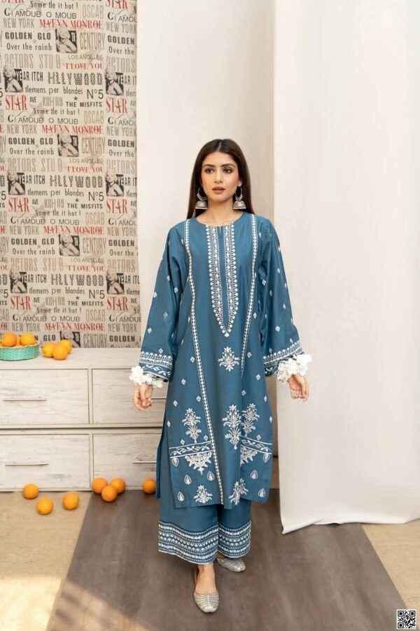 Elegant & Stylish Rayon Silk Embroidery Set - Image 2